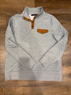 Doe & Rae Light Gray Quilted Pullover with Tan Snap Placket